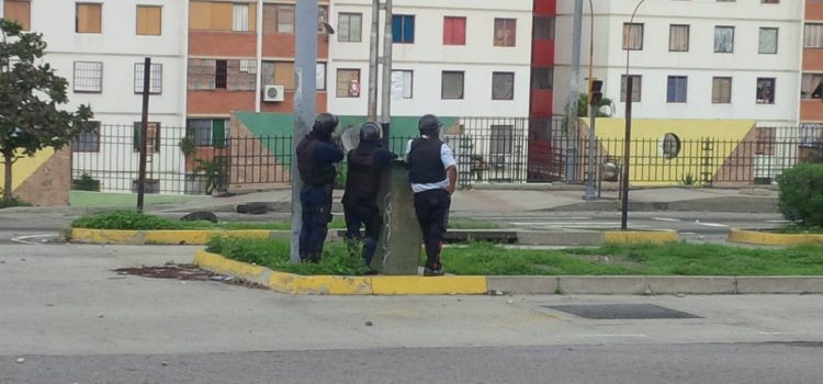 Observatorio DDHH-ULA contabilizó 11 detenciones durante represión a paro cívico en Mérida Observatorio DDHH-ULA contabilizó 11 detenciones durante represión a paro cívico en Mérida