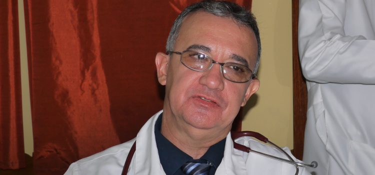 Joven de 17 años al borde de la muerte por falta de antibióticos en el IAHULA Joven de 17 años al borde de la muerte por falta de antibióticos en el IAHULA